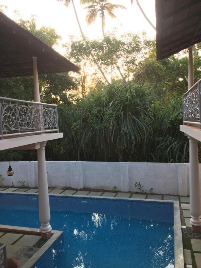 מאראריקולם Mandaram Villas מראה חיצוני תמונה
