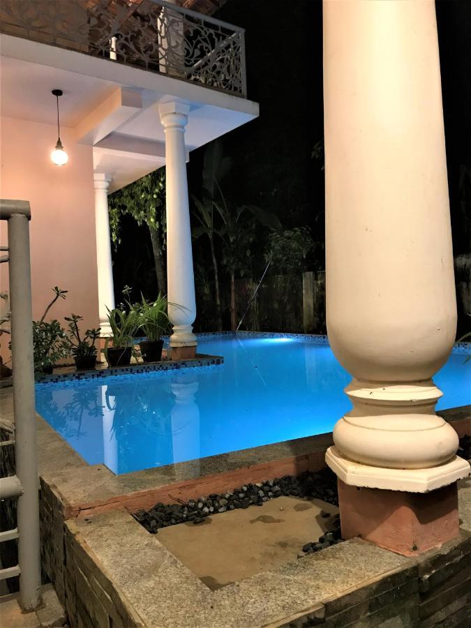 מאראריקולם Mandaram Villas מראה חיצוני תמונה